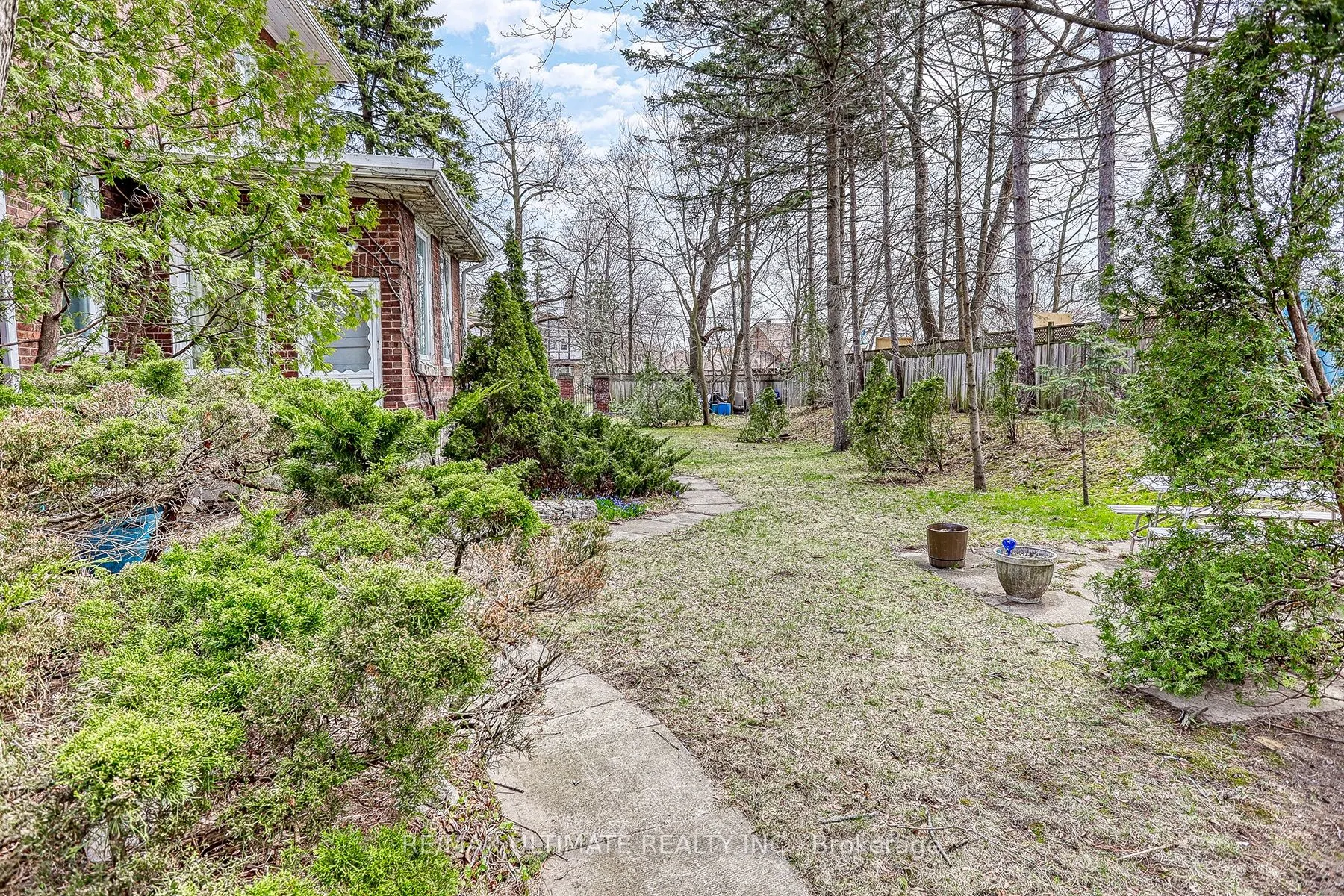 456 Manse Road