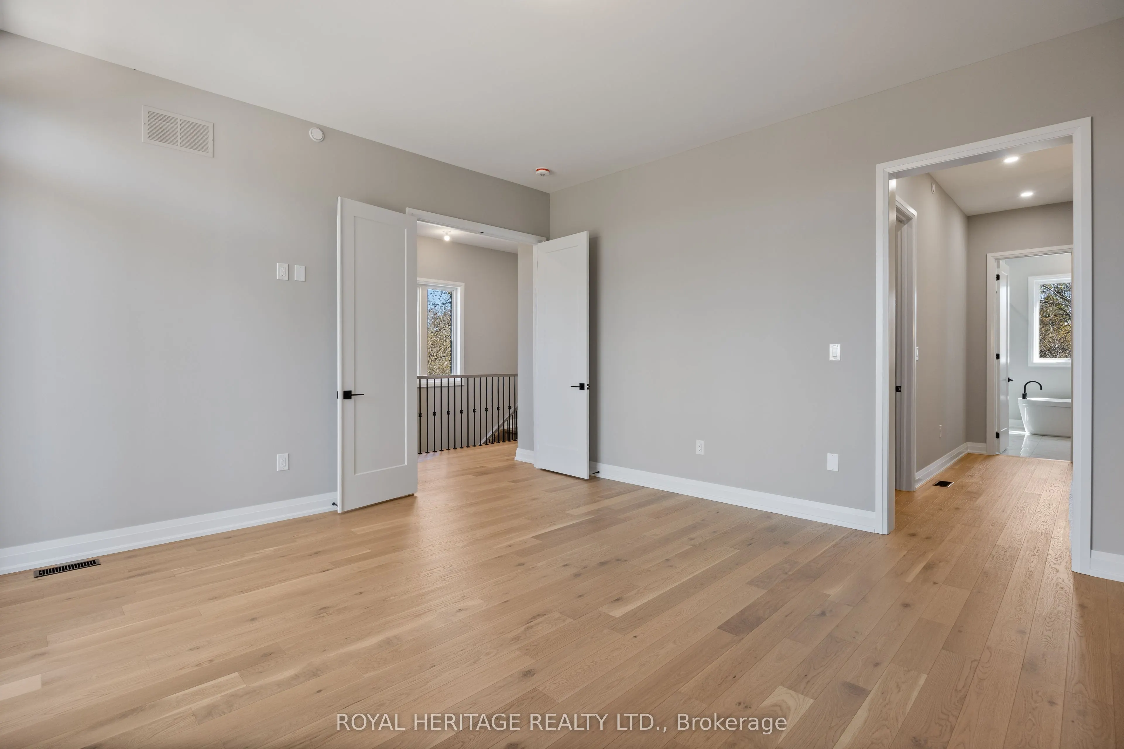 25 Inverlynn Way