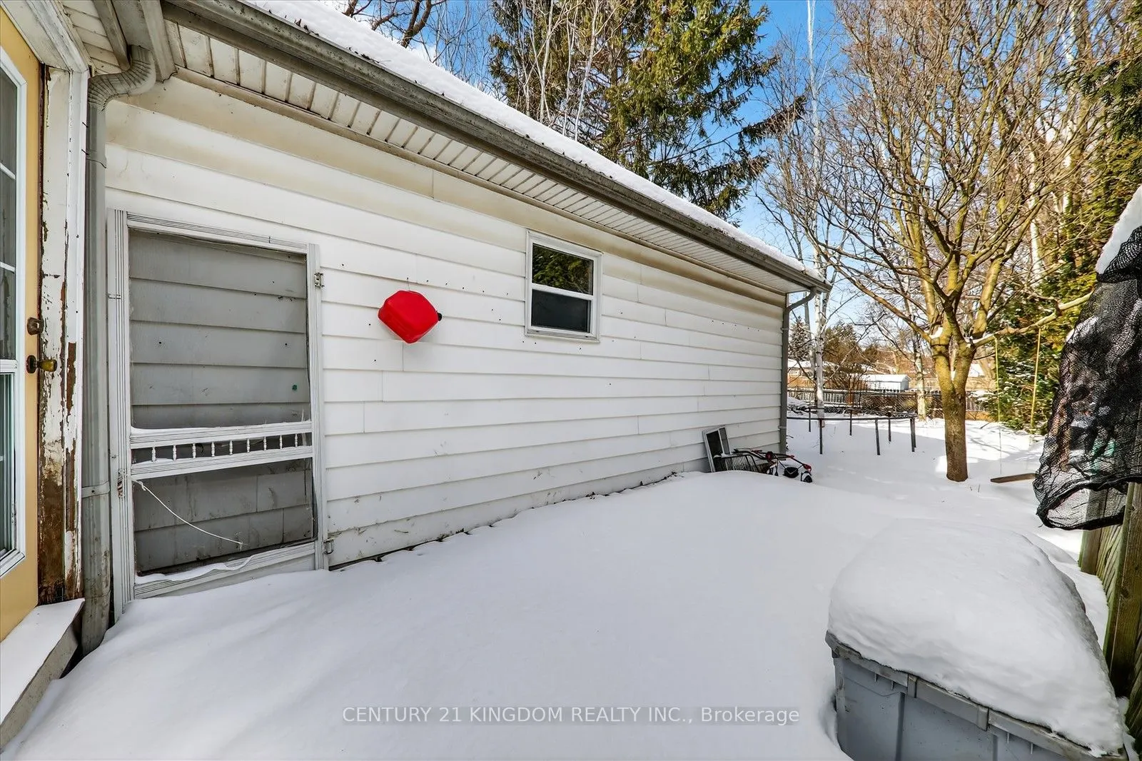 208 Palmerston Avenue