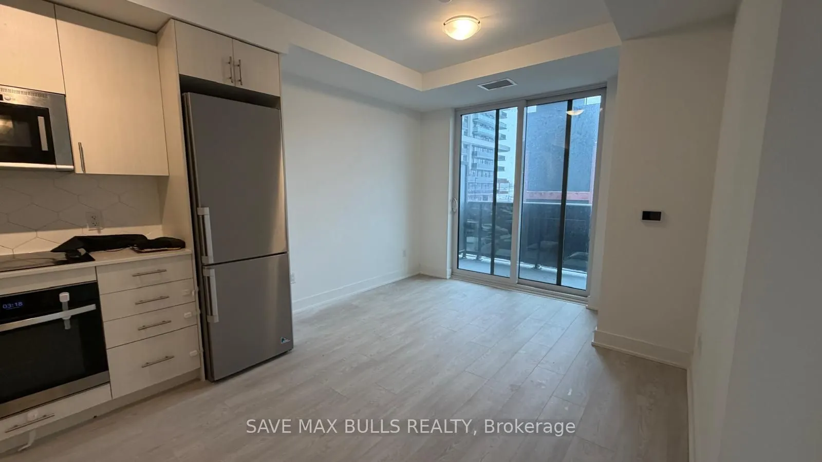2545 SIMCOE Street #235