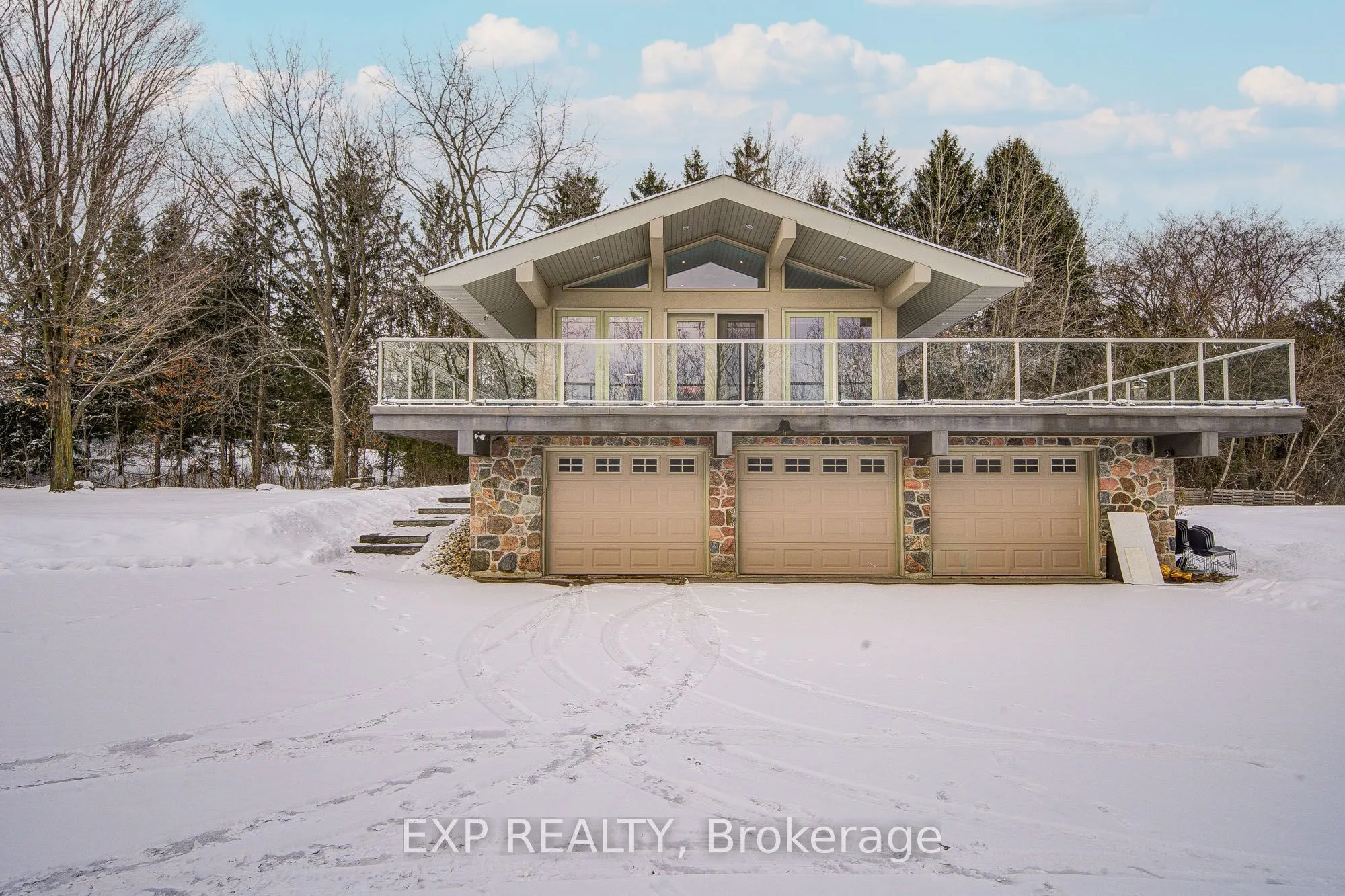 3505 Cochrane Street