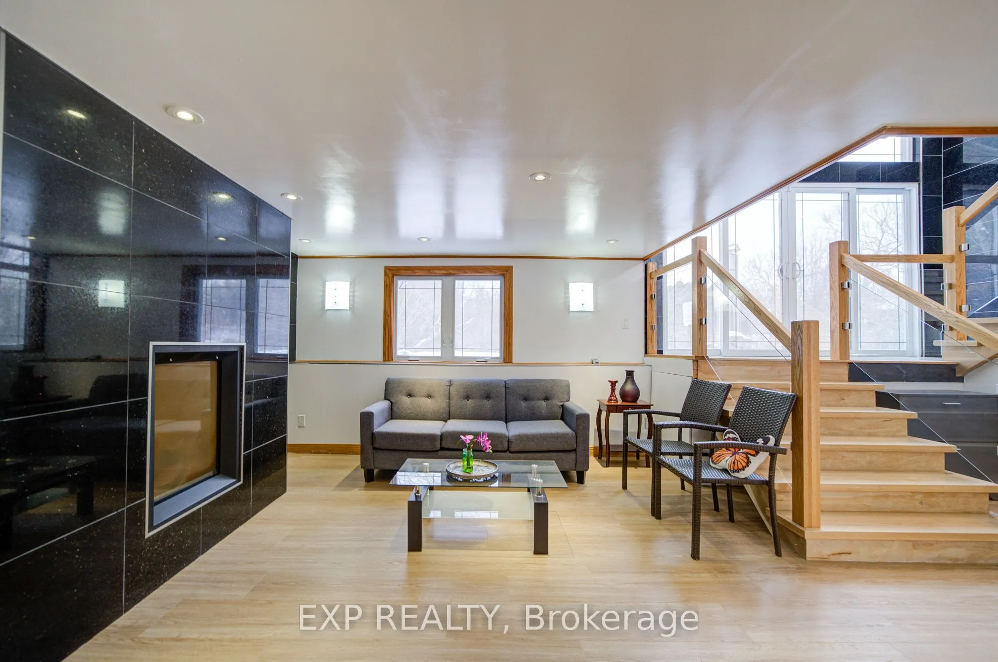 3505 Cochrane Street