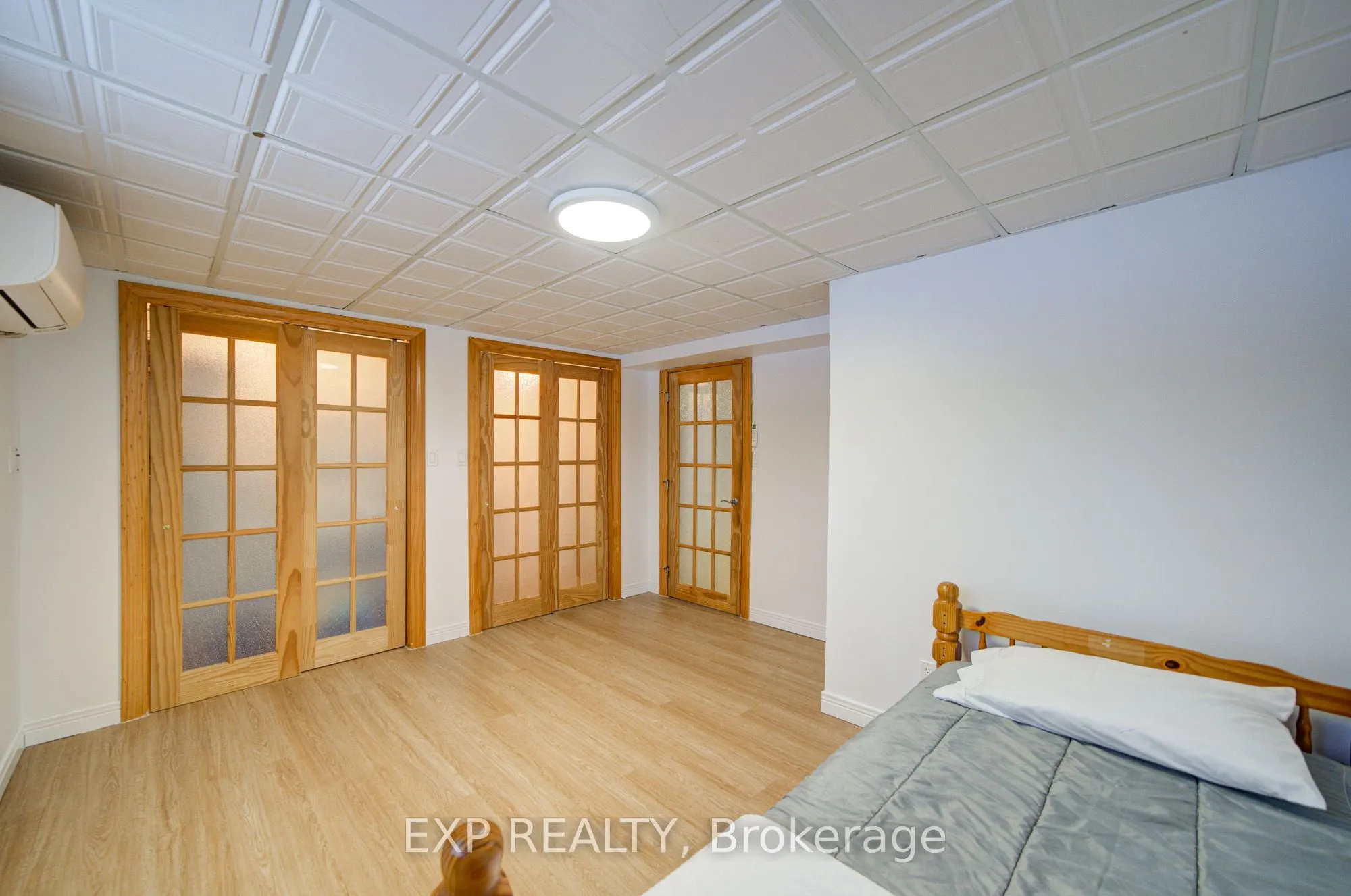 3505 Cochrane Street