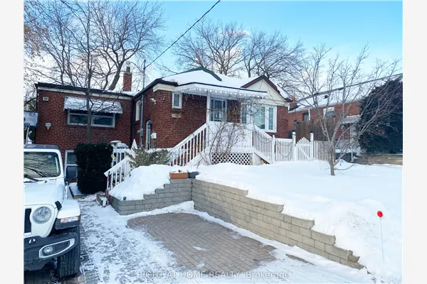 42 Yardley Avenue