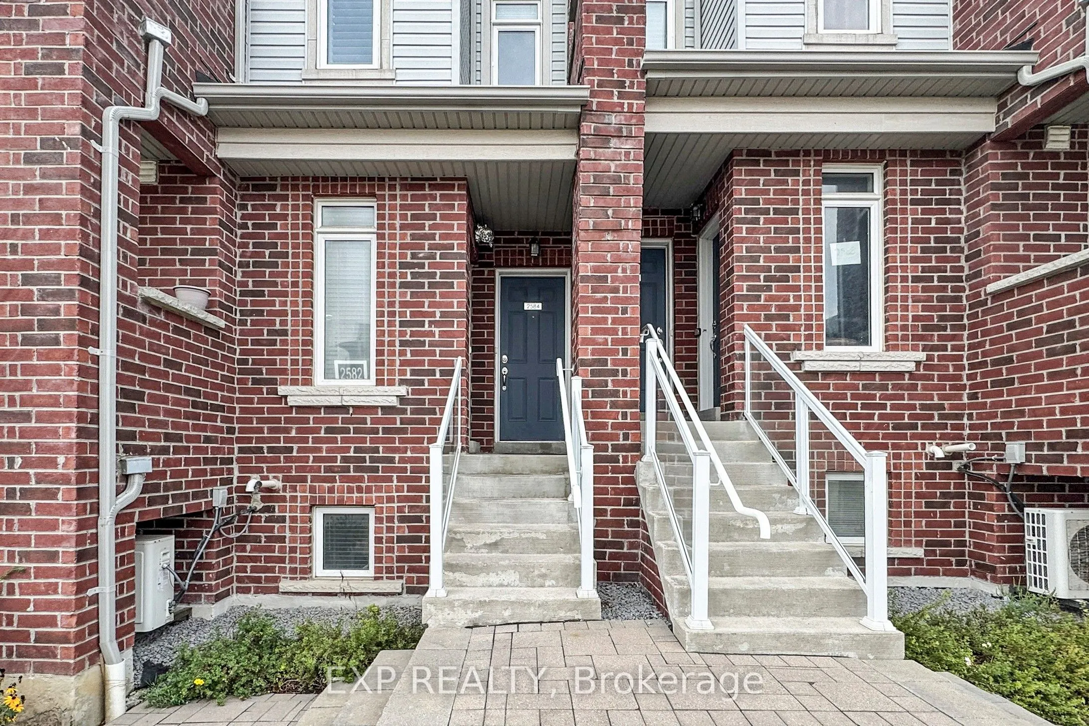2584 William Jackson Drive #94
