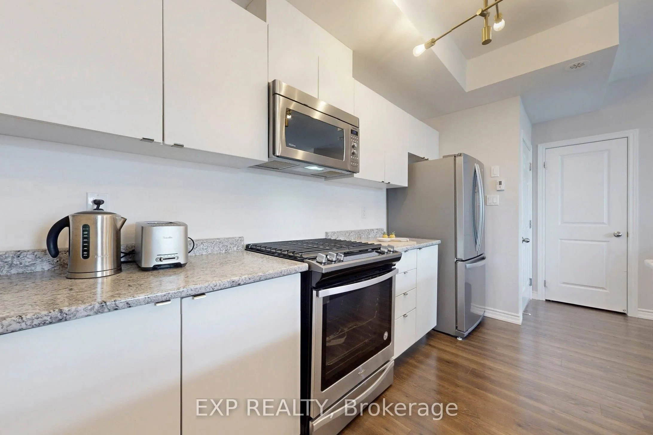 2584 William Jackson Drive #94
