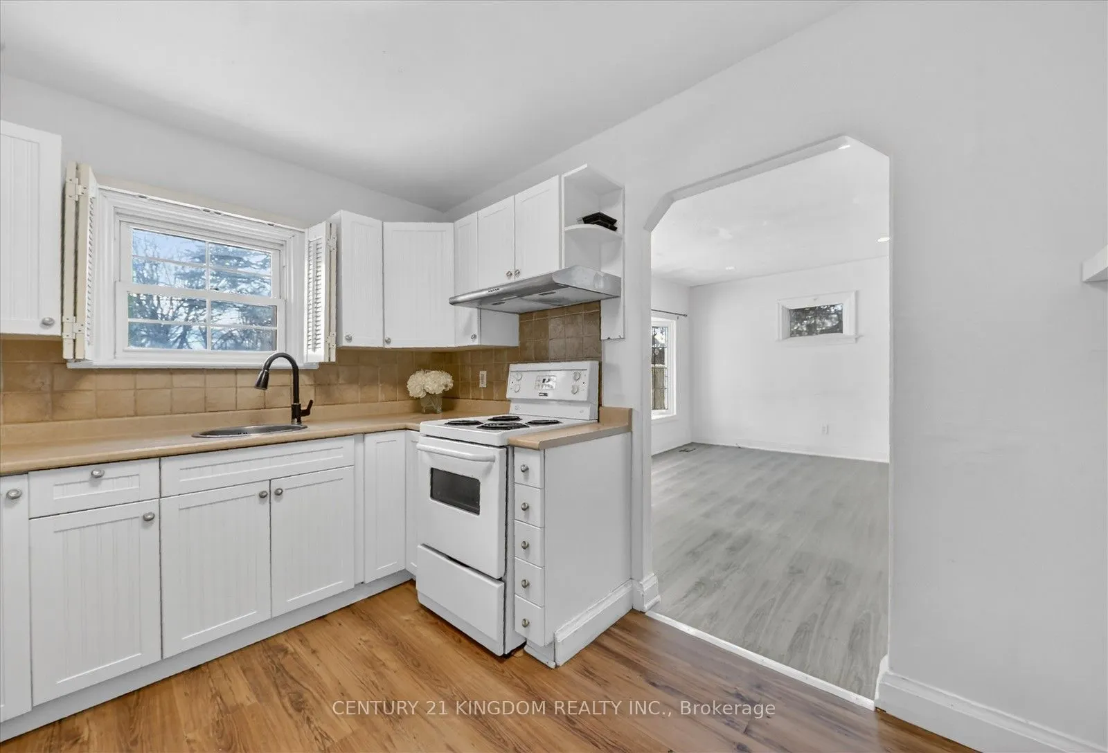 208 Palmerston Avenue