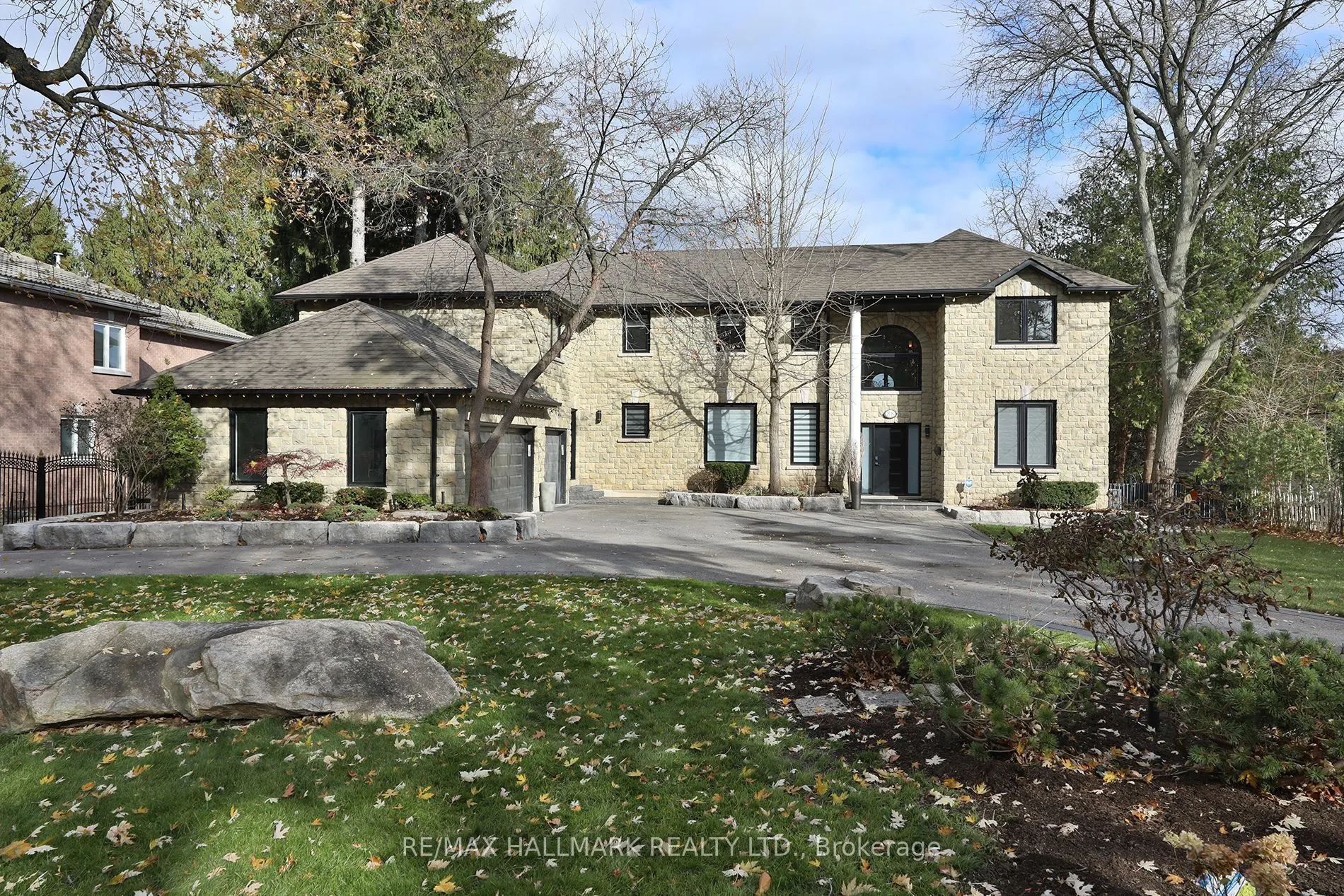 88 Colonel Danforth Trail