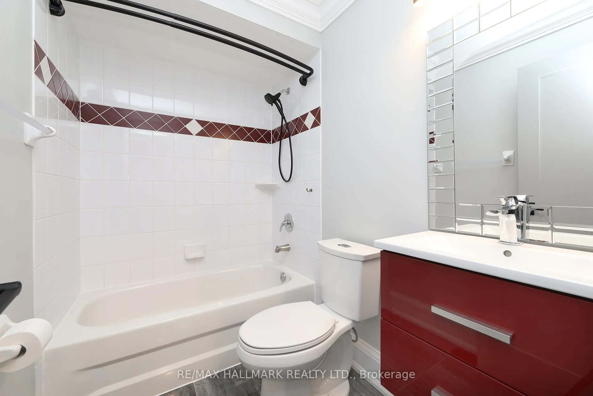 88 Colonel Danforth Trail