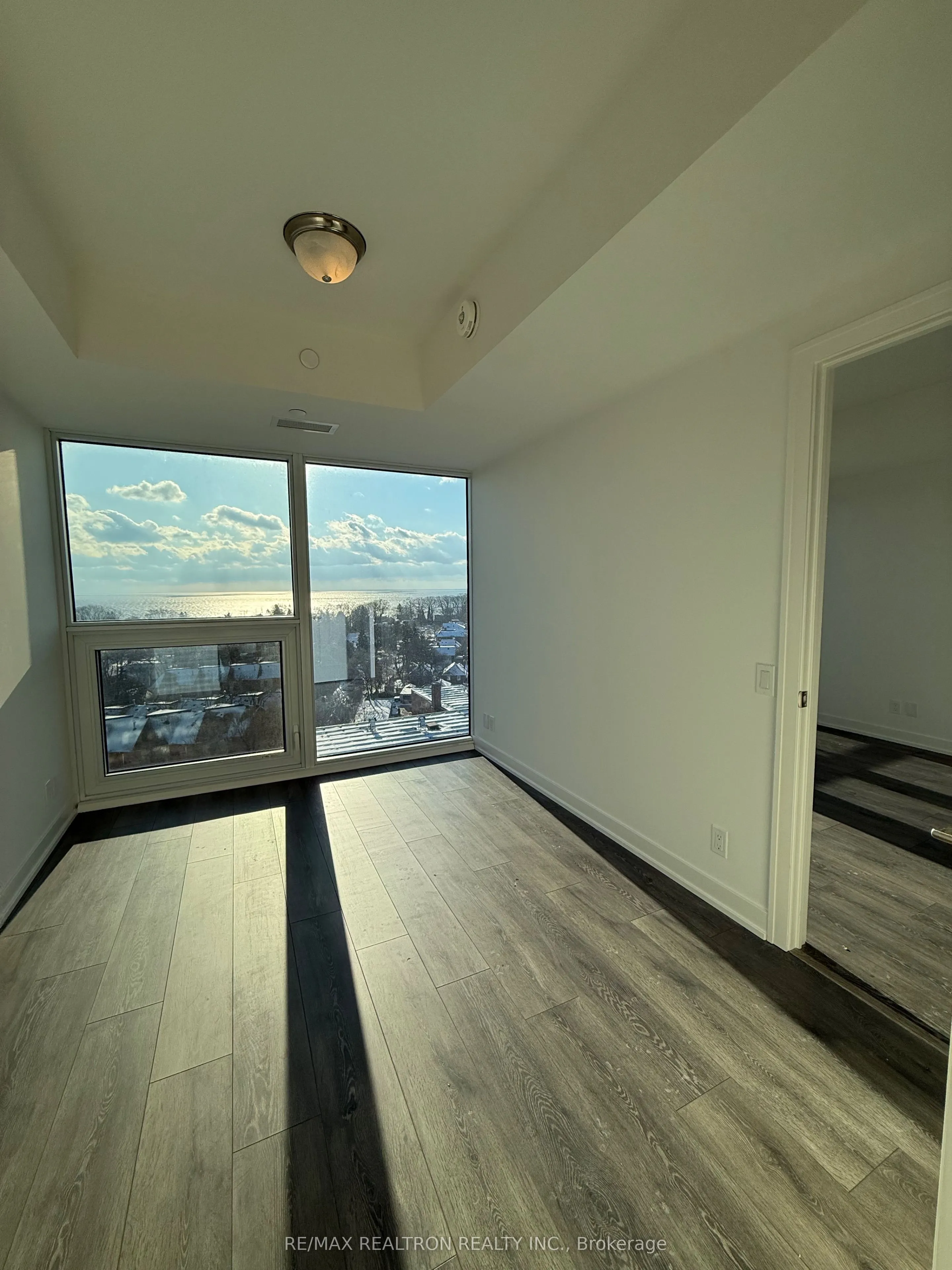 2 Manderley Drive #914