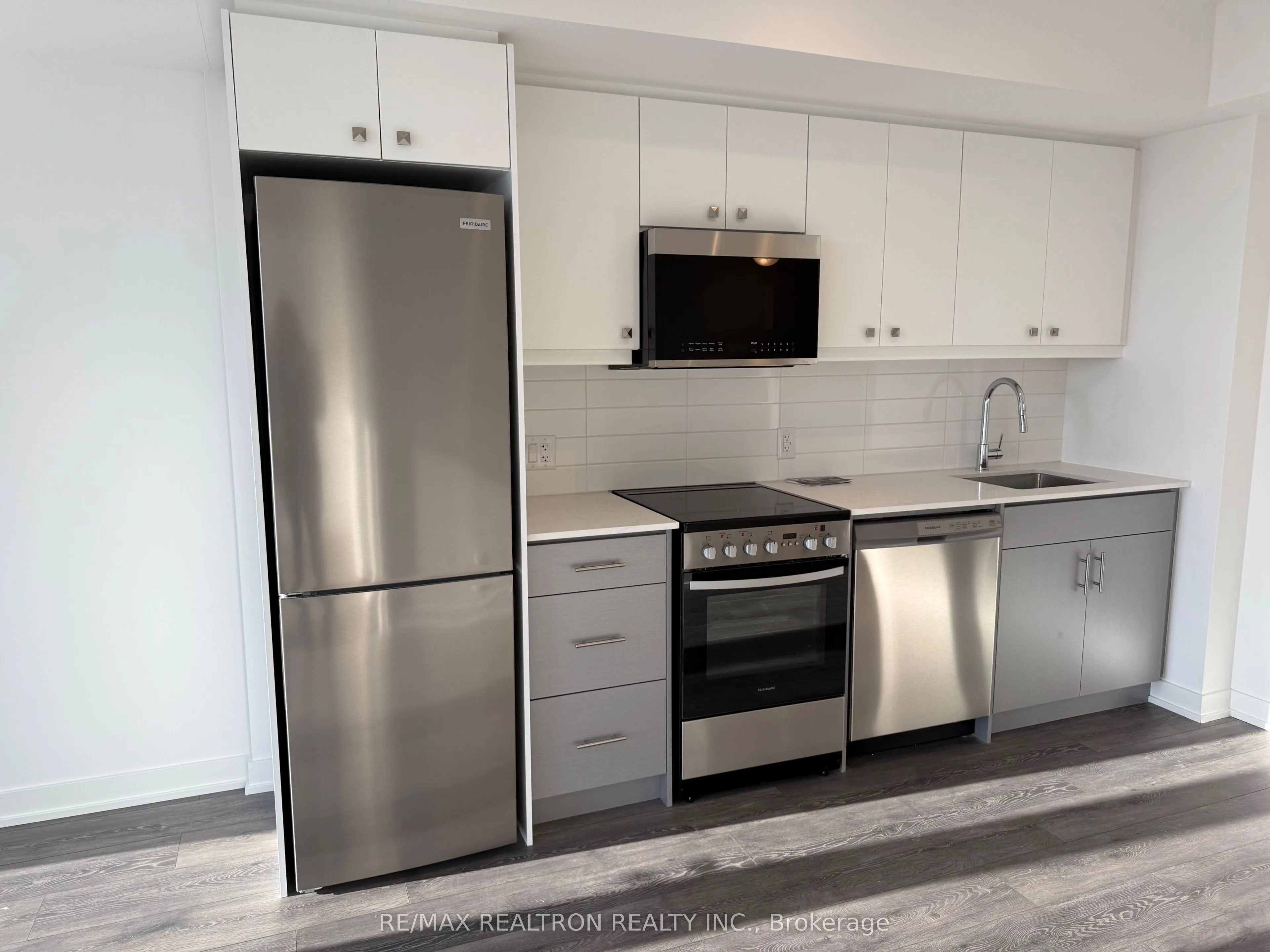 2 Manderley Drive #914