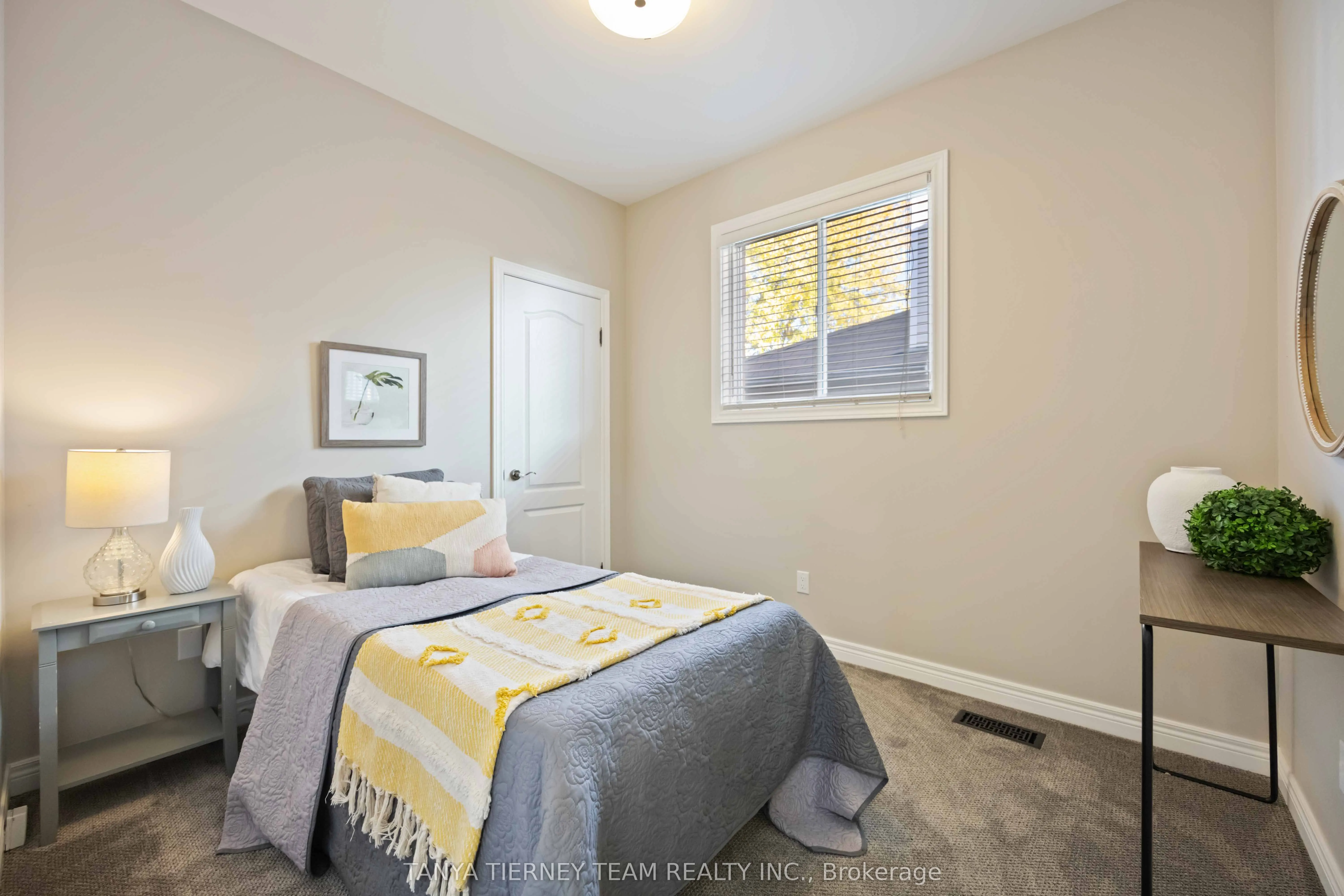 16 Cody Avenue