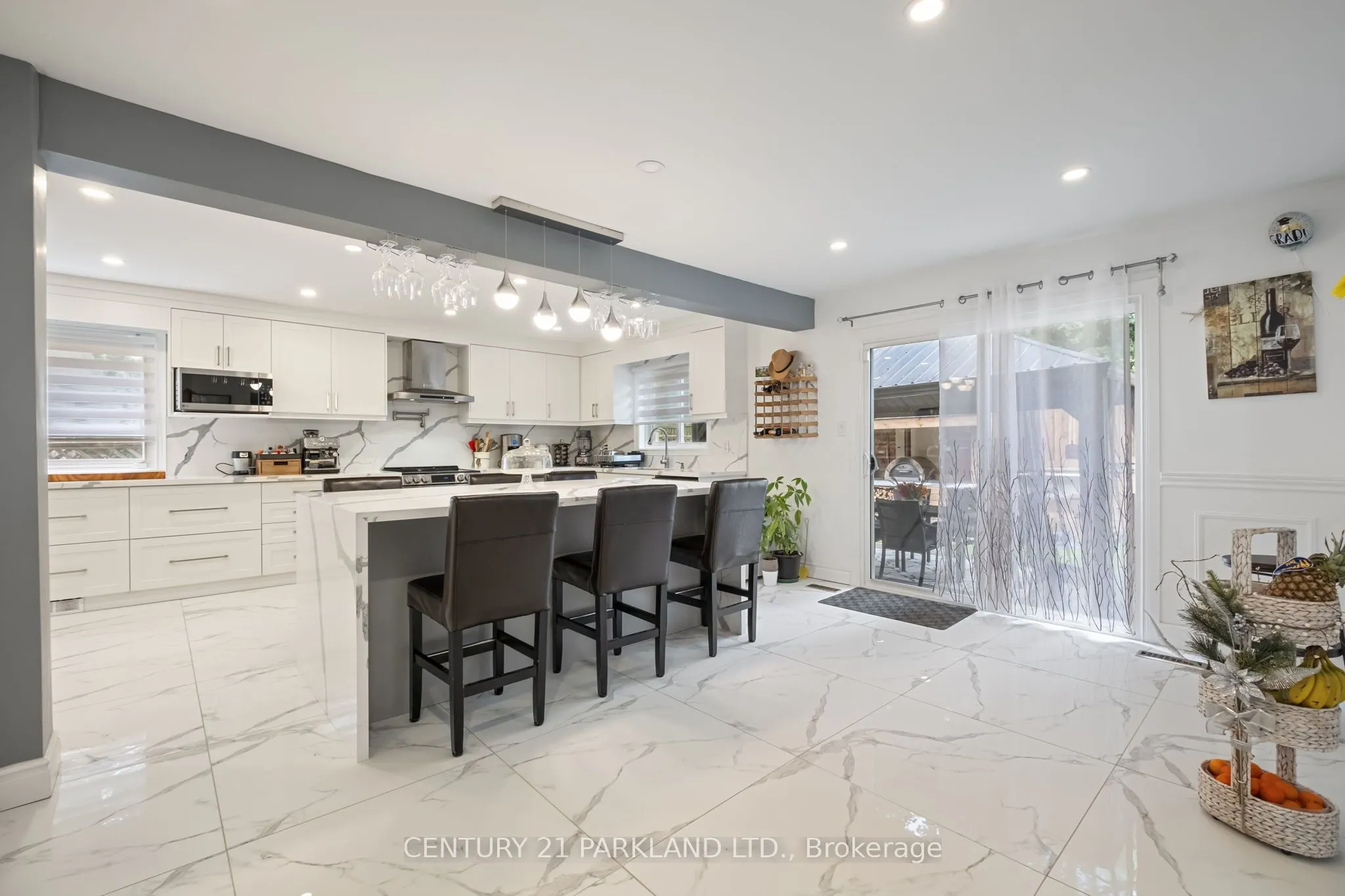 87 Bonacres Avenue