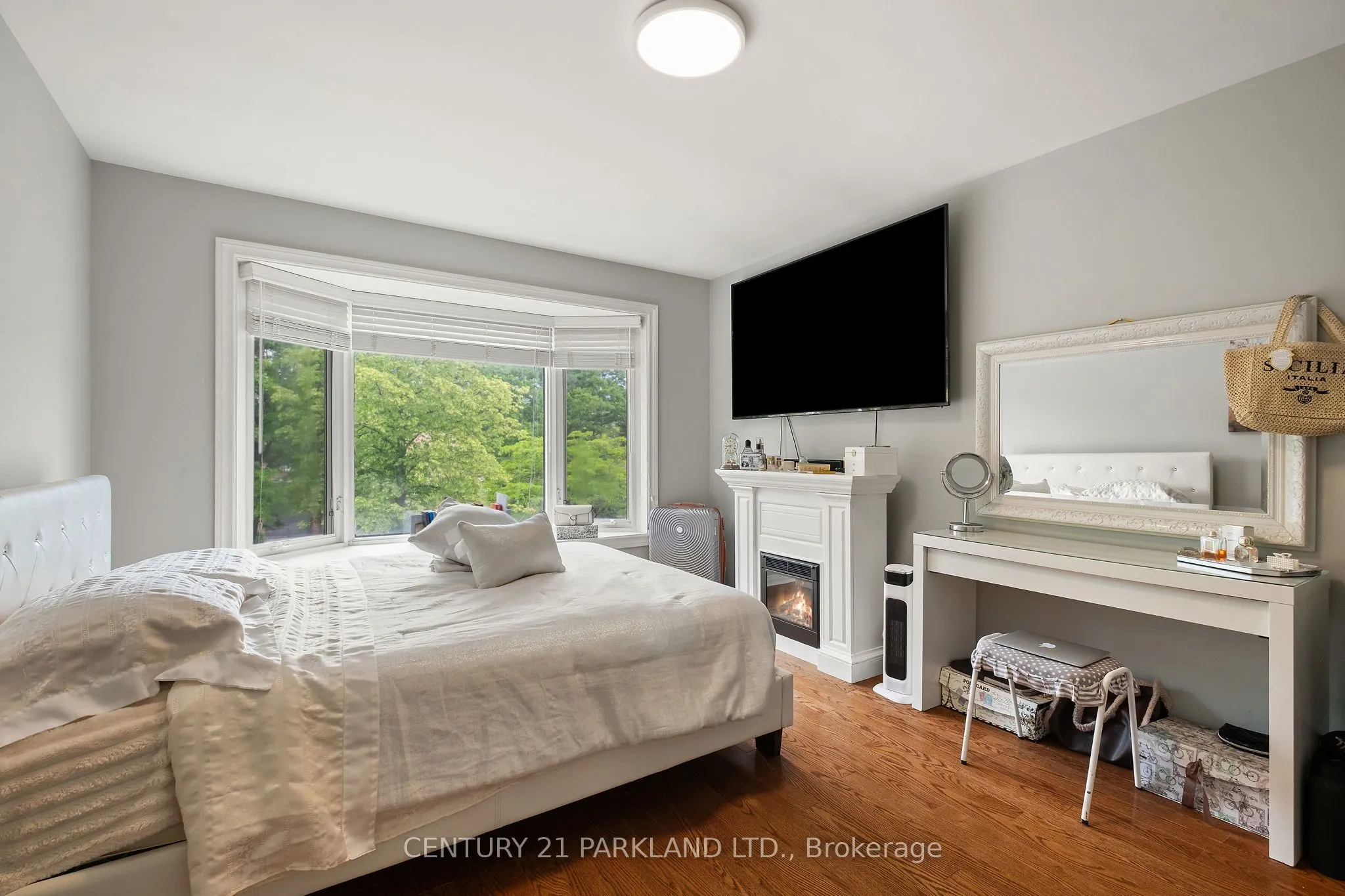 87 Bonacres Avenue