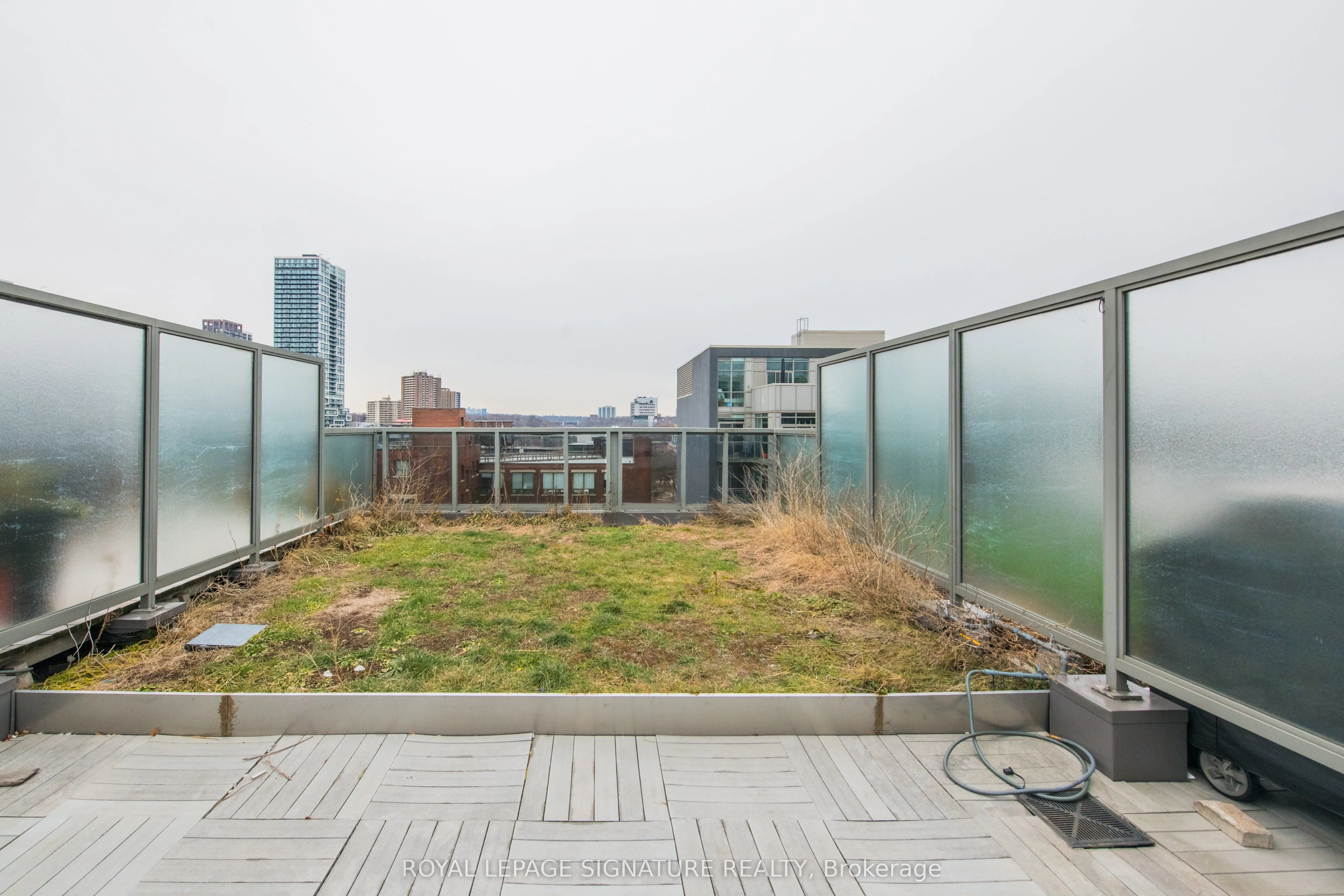 625 Queen Street E #211