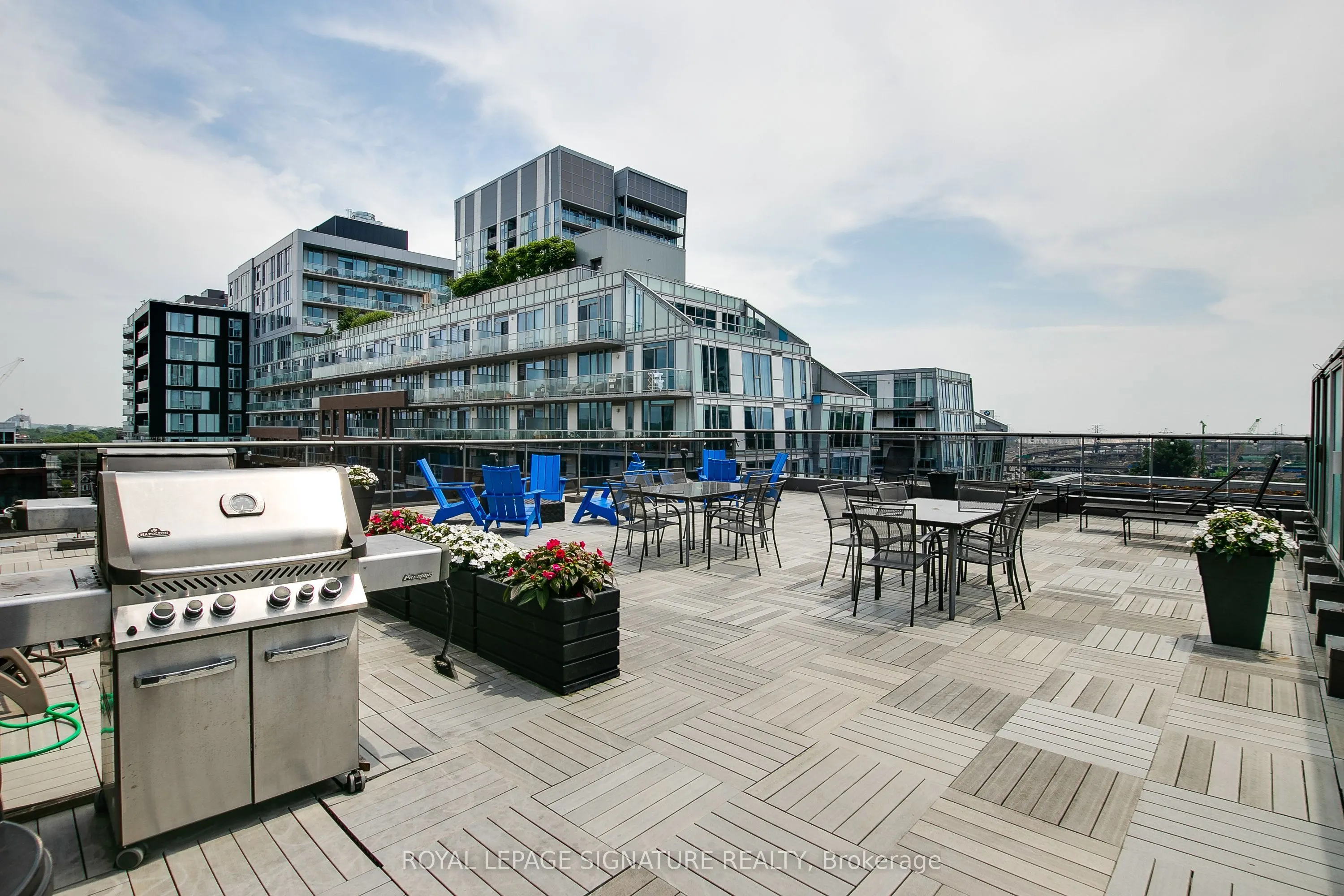 625 Queen Street E #211
