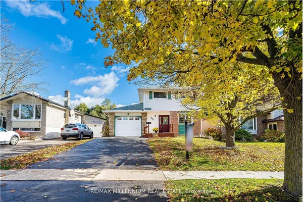 985 Central Park Boulevard N