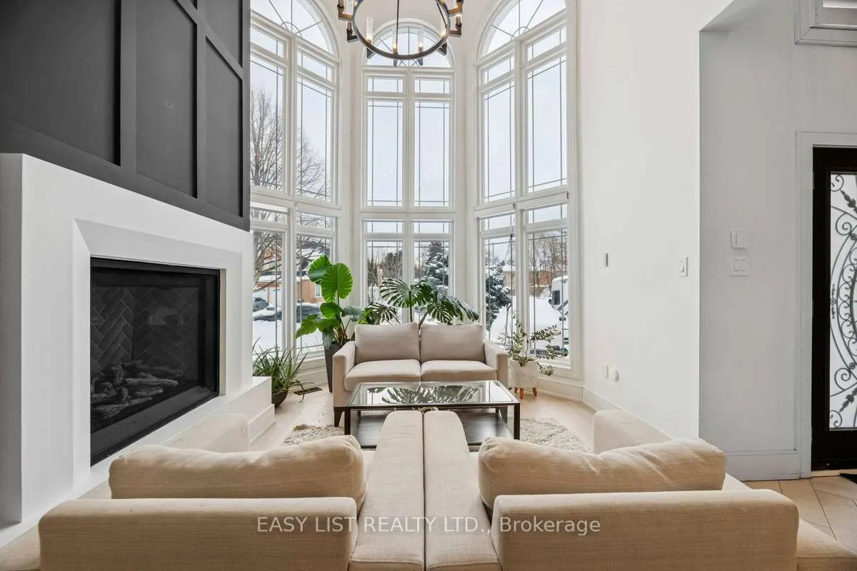 6 Devonridge Crescent