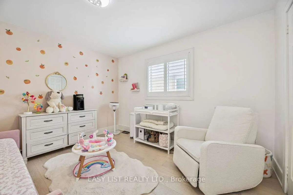 6 Devonridge Crescent