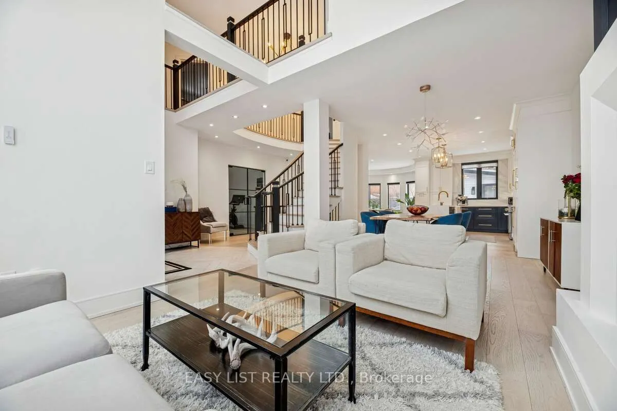 6 Devonridge Crescent
