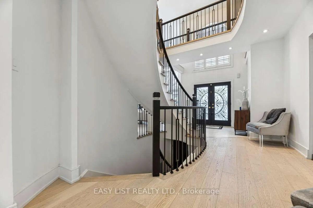 6 Devonridge Crescent