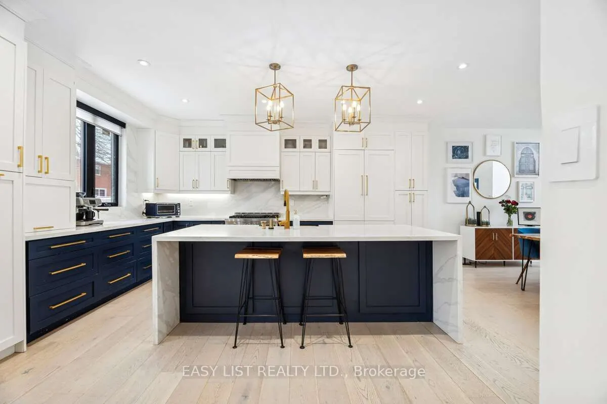 6 Devonridge Crescent