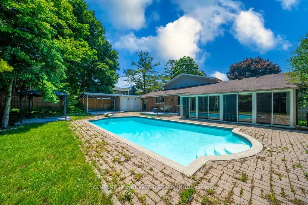 890 Briarwood Drive