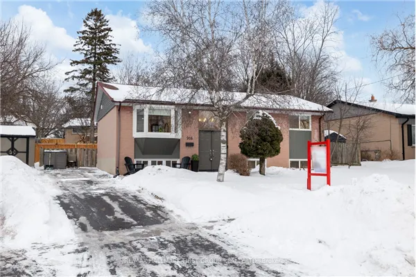 916 Greenwood Crescent