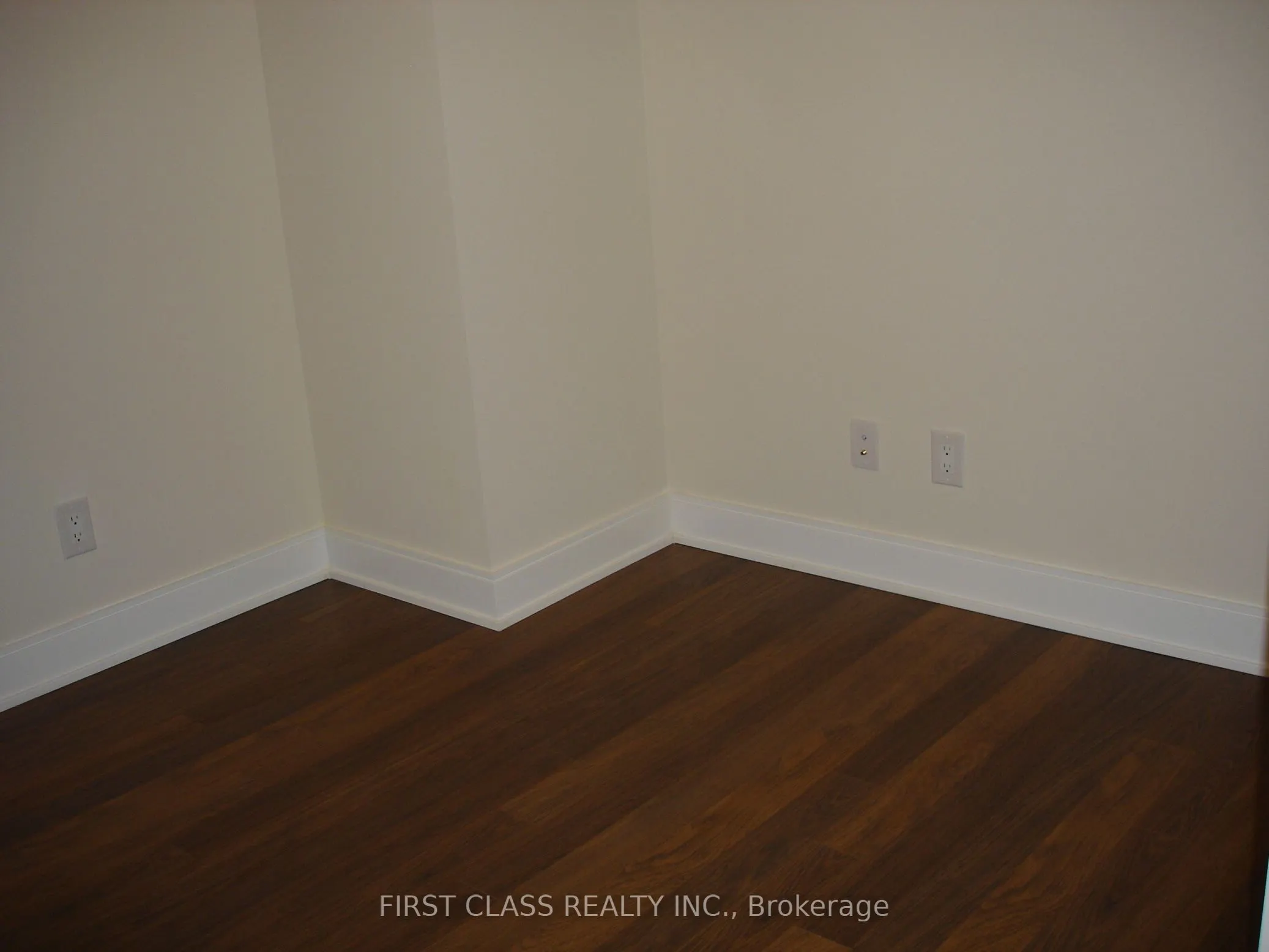 125 Village Green Square #3610