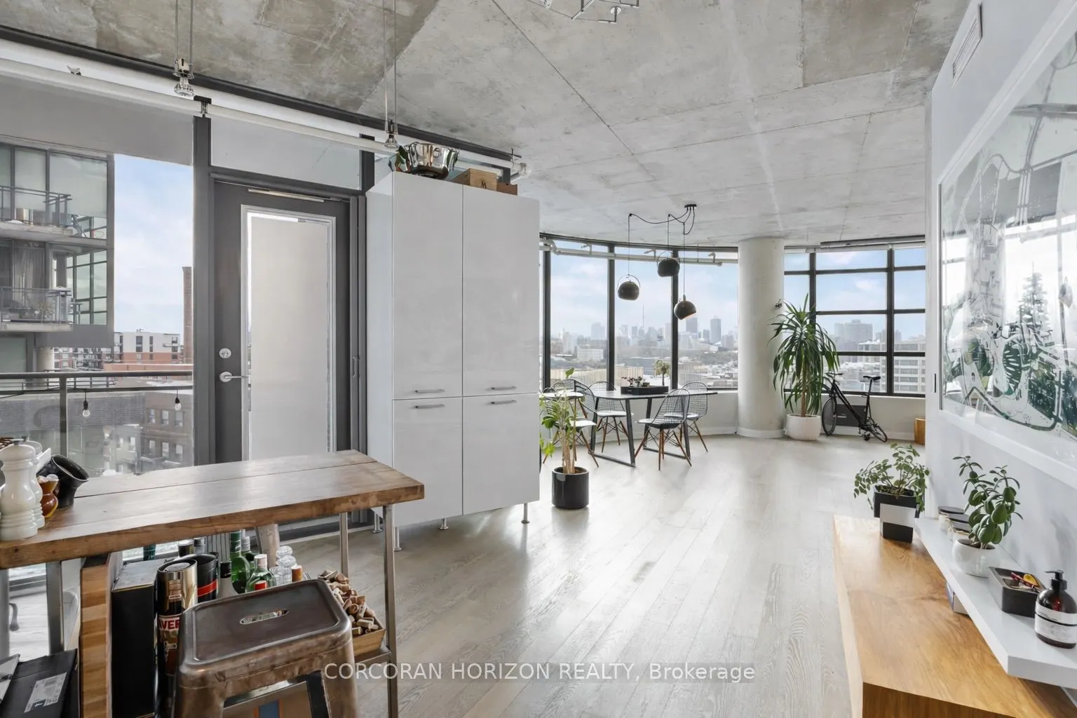 1201 Dundas Street E #503