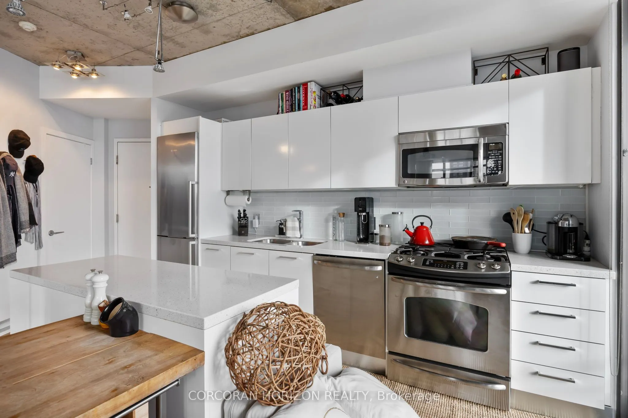 1201 Dundas Street E #503