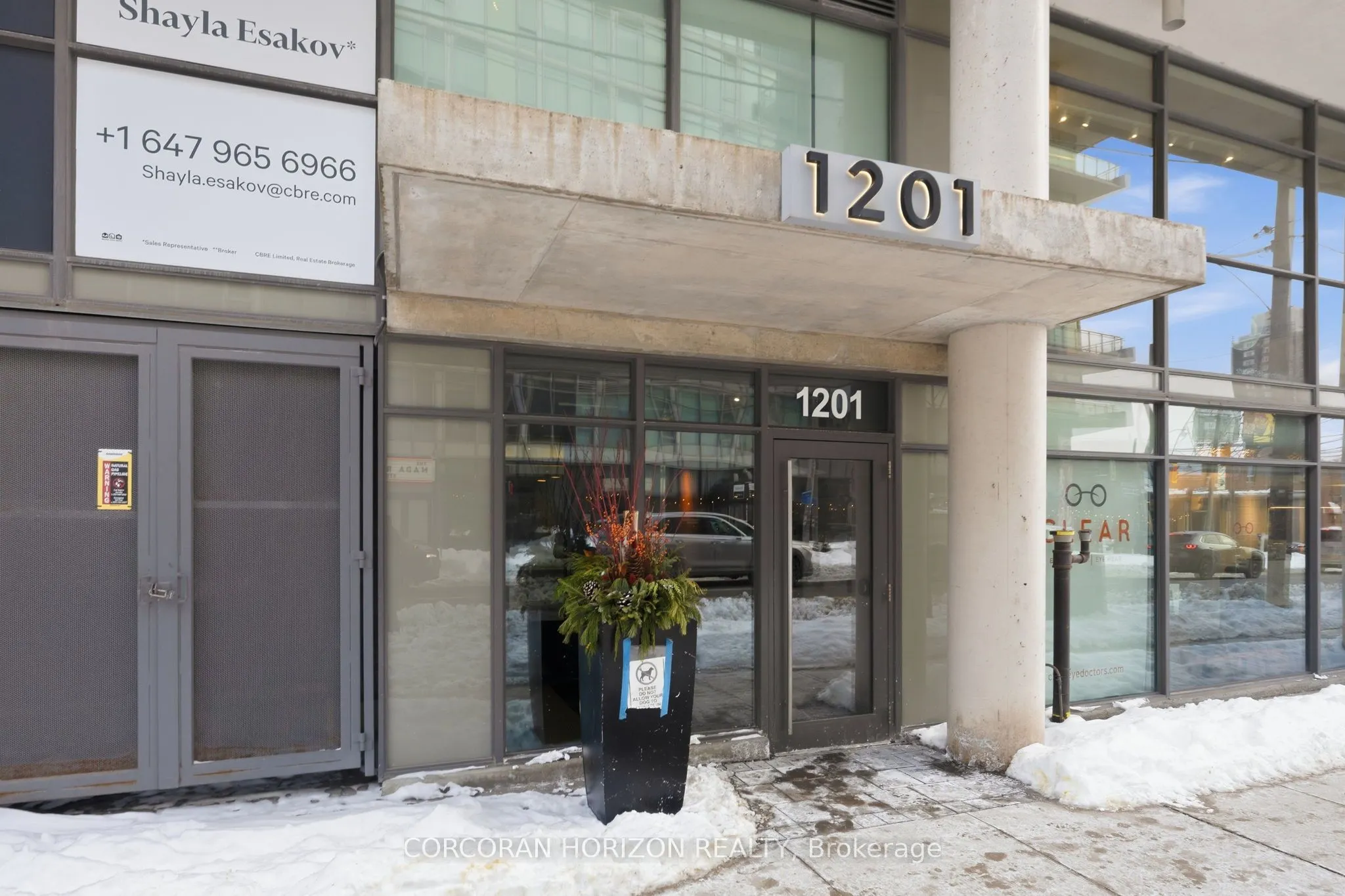 1201 Dundas Street E #503