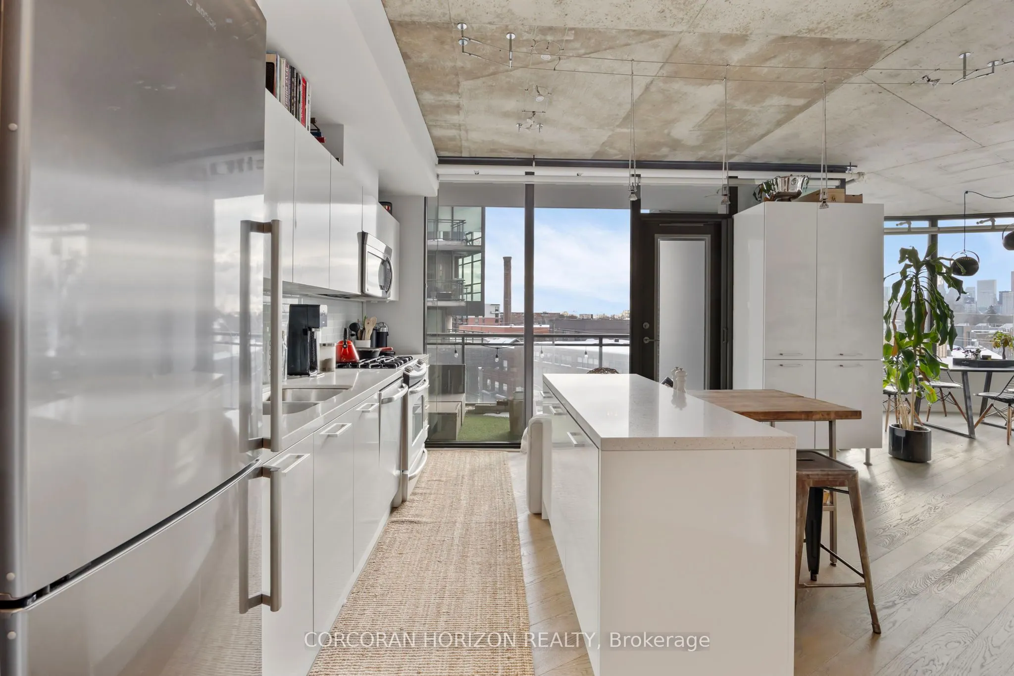 1201 Dundas Street E #503