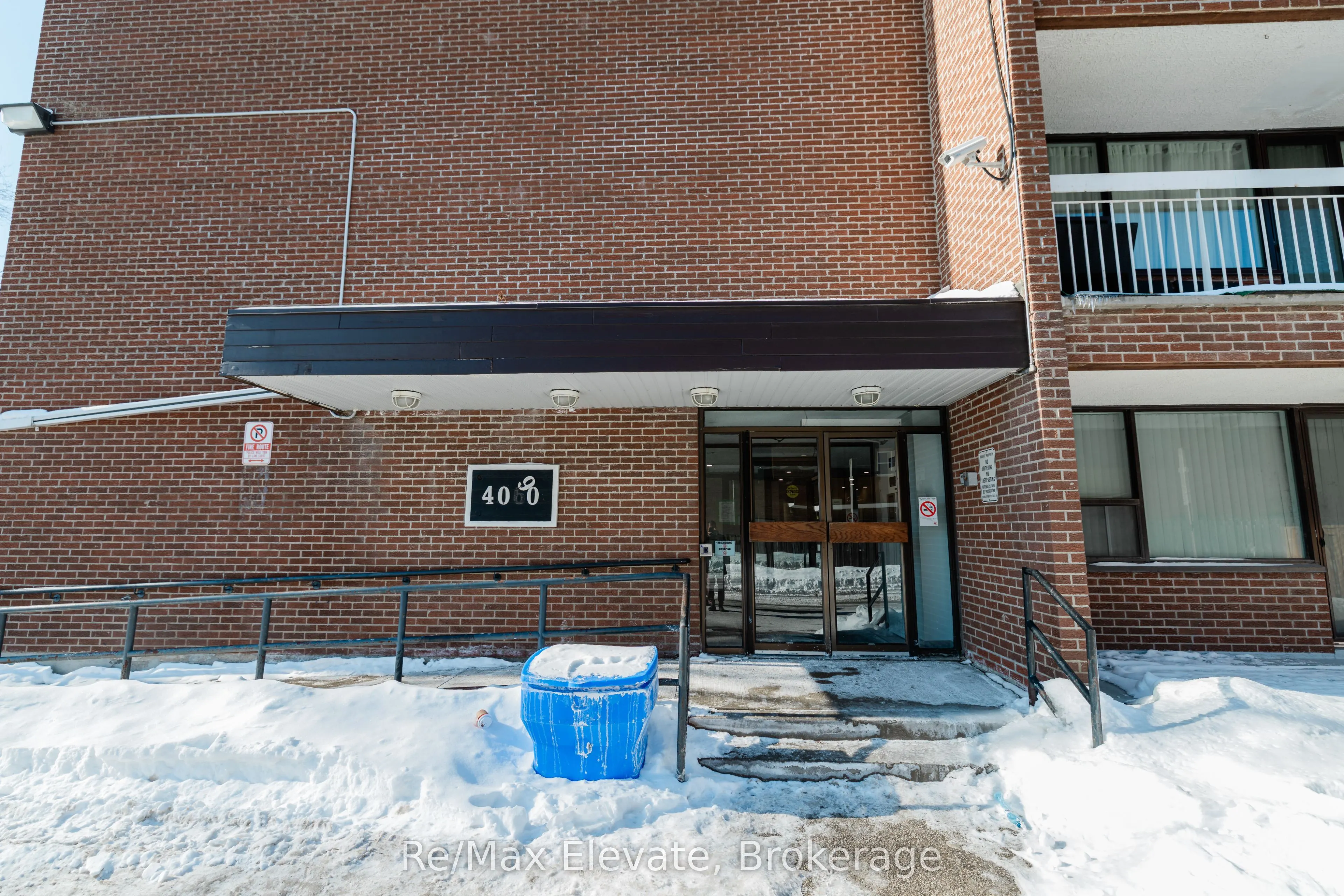4060 Lawrence Avenue E #204