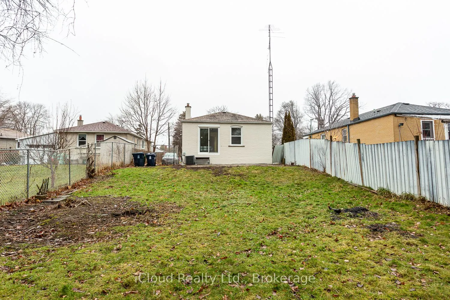 89 Darlingside Drive