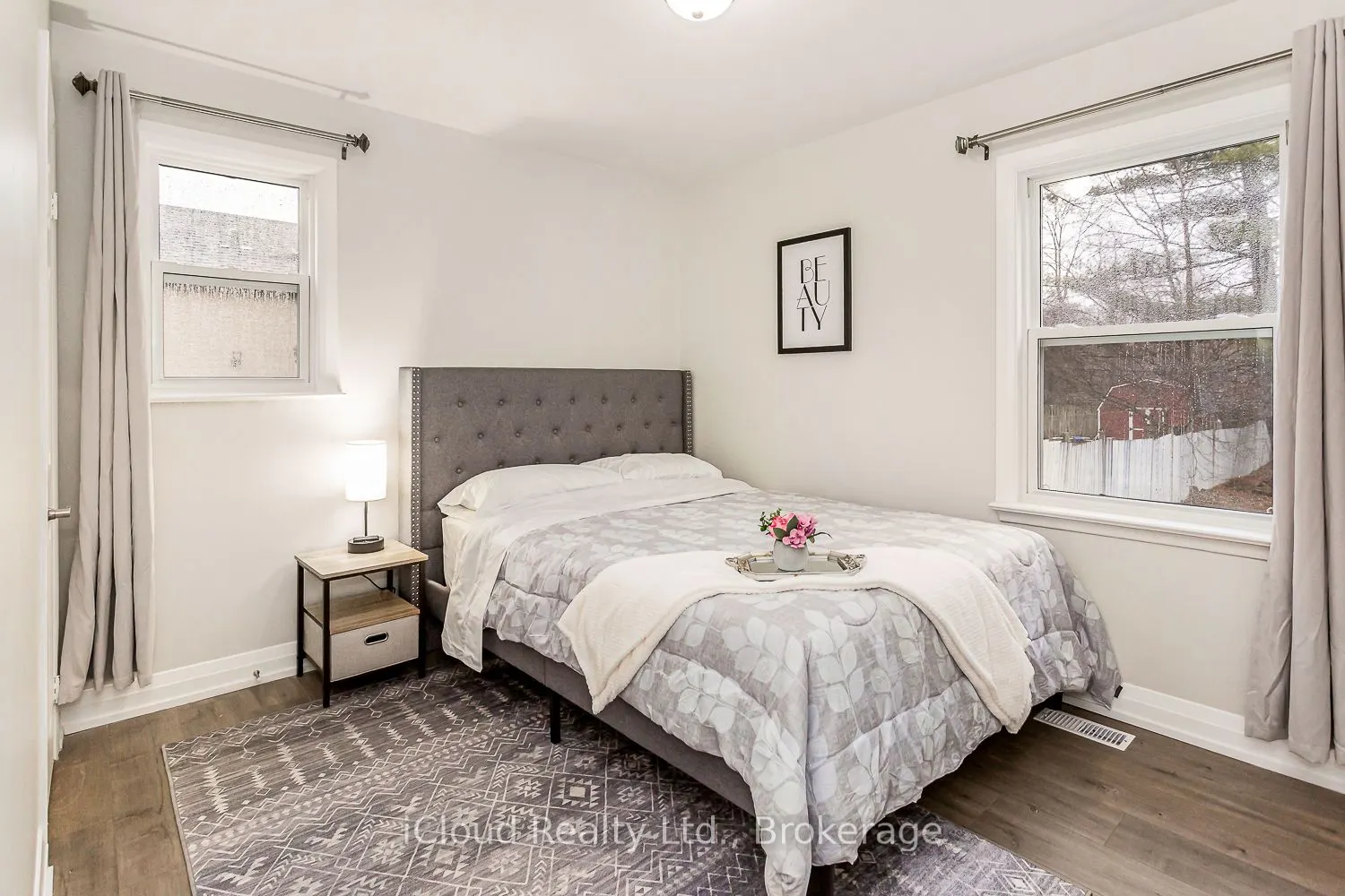 89 Darlingside Drive