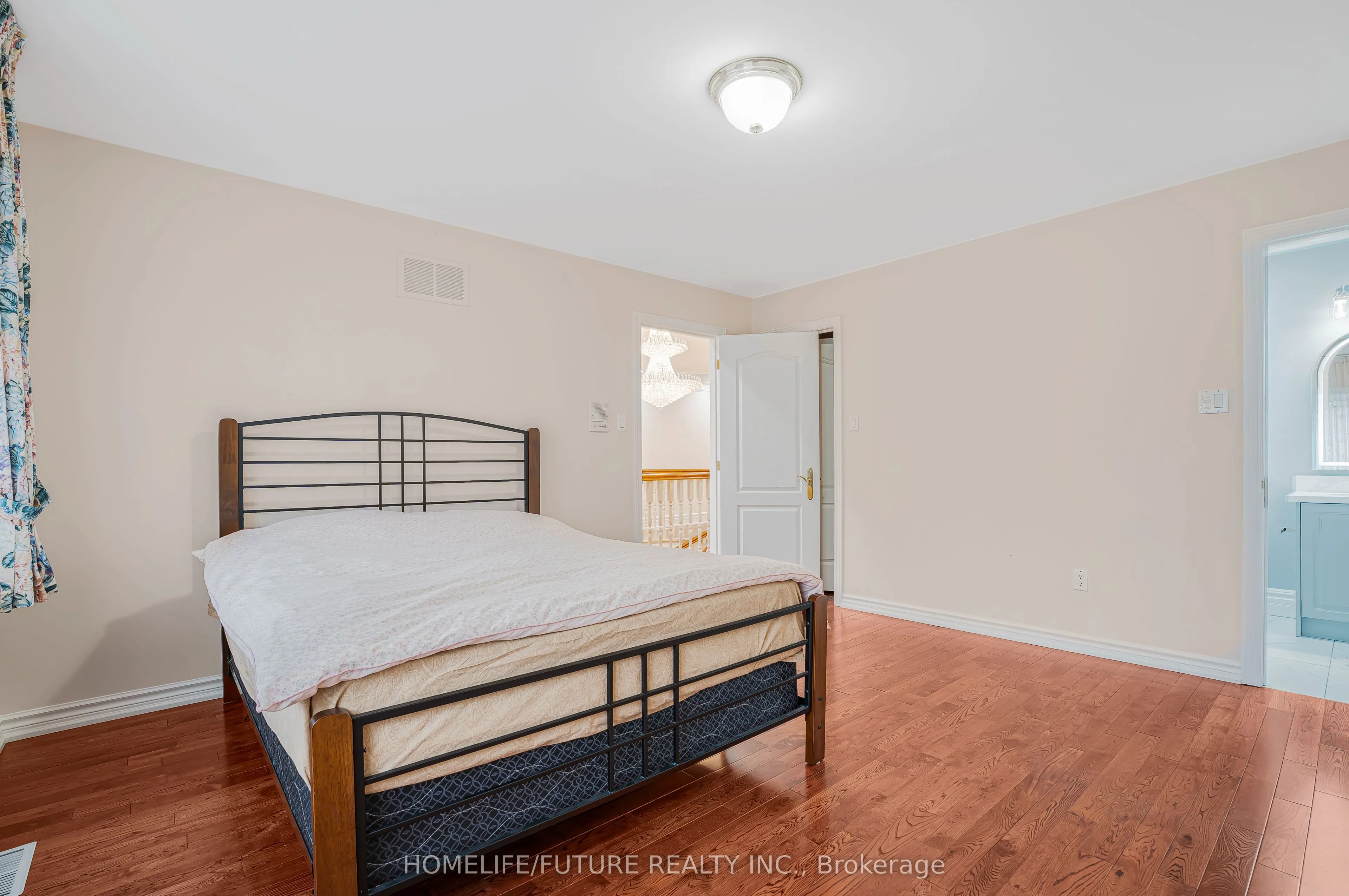 53 Linwood Avenue