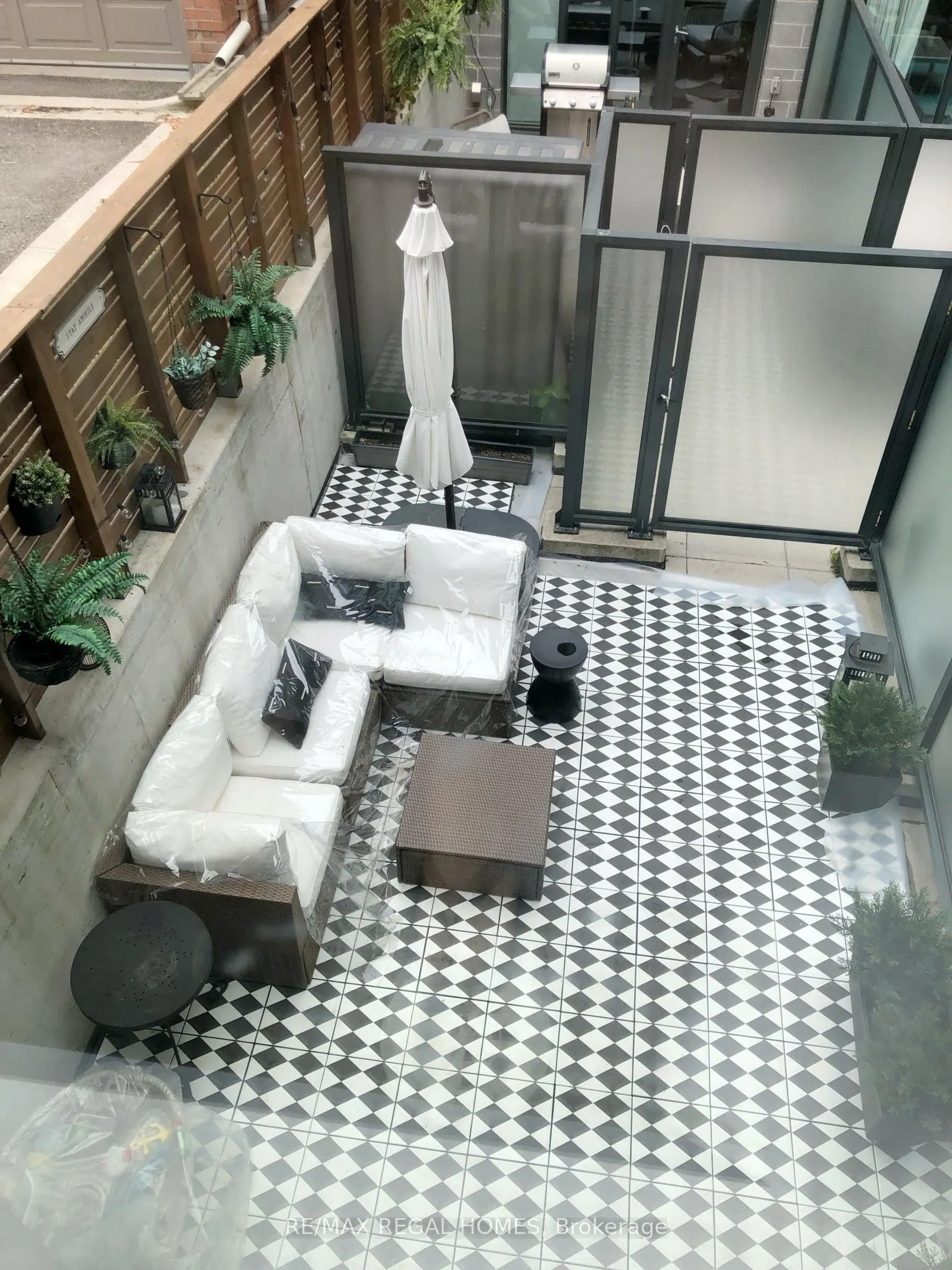 1238 Dundas Street E #TH110