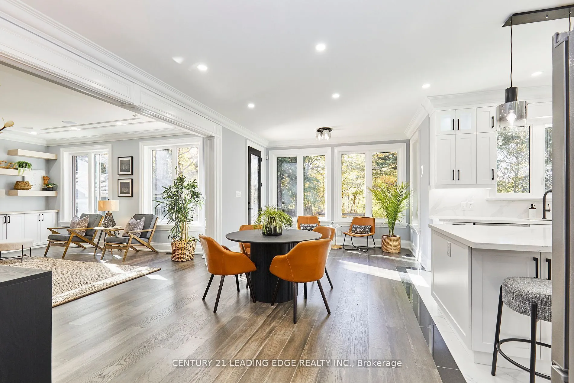 24 Larwood Boulevard
