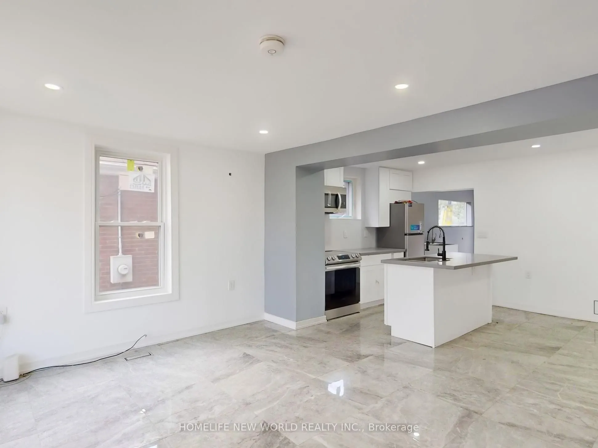 11 Maple Street