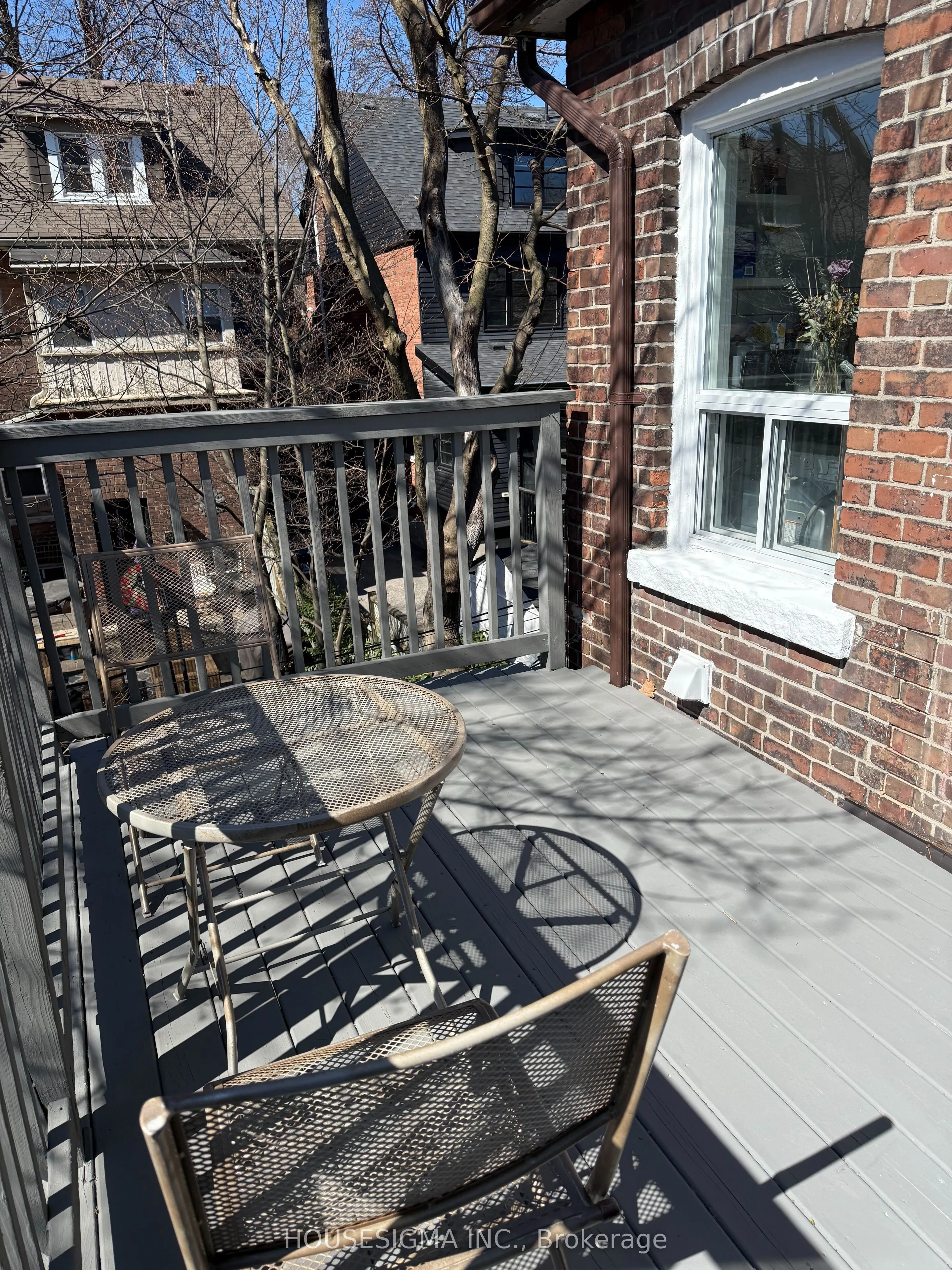 256 Woodbine Avenue