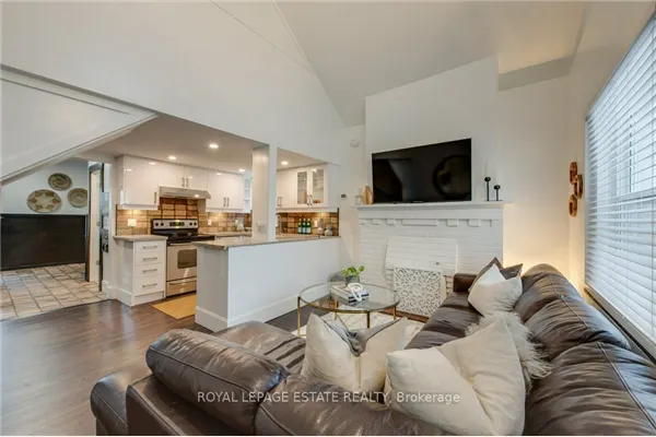 215 Pickering Street