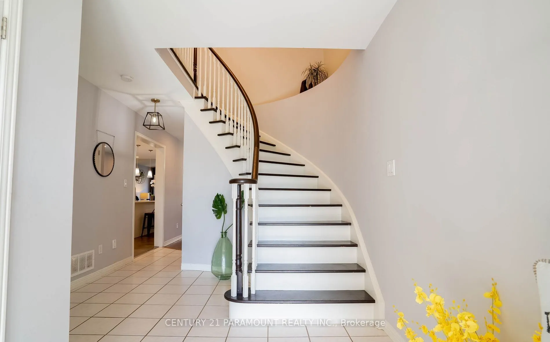 100 Fieldcrest Avenue