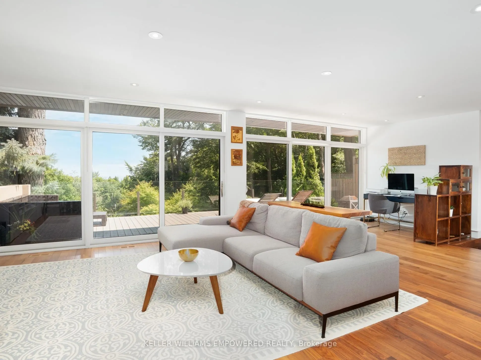 9 Fenwood Heights