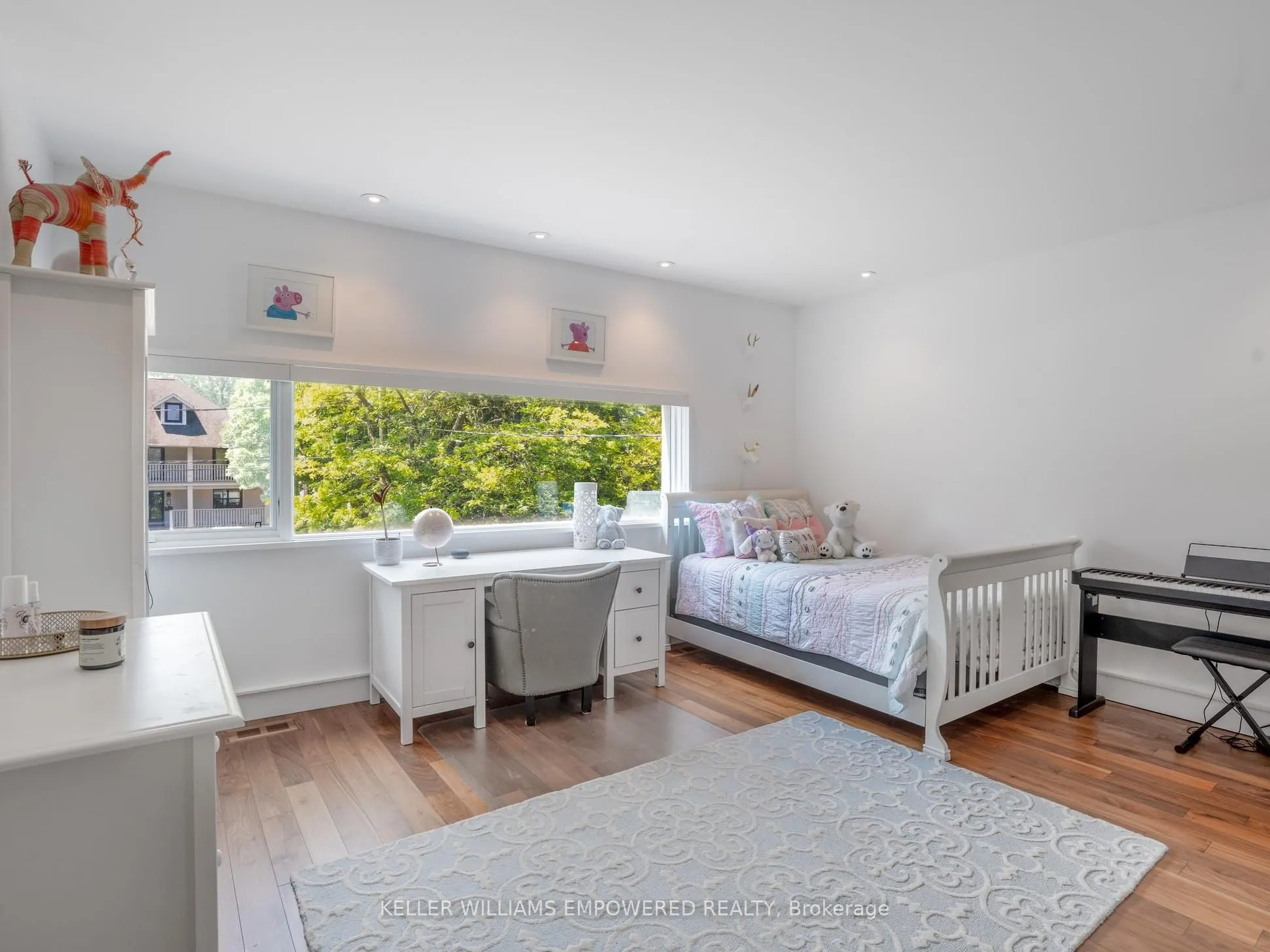 9 Fenwood Heights