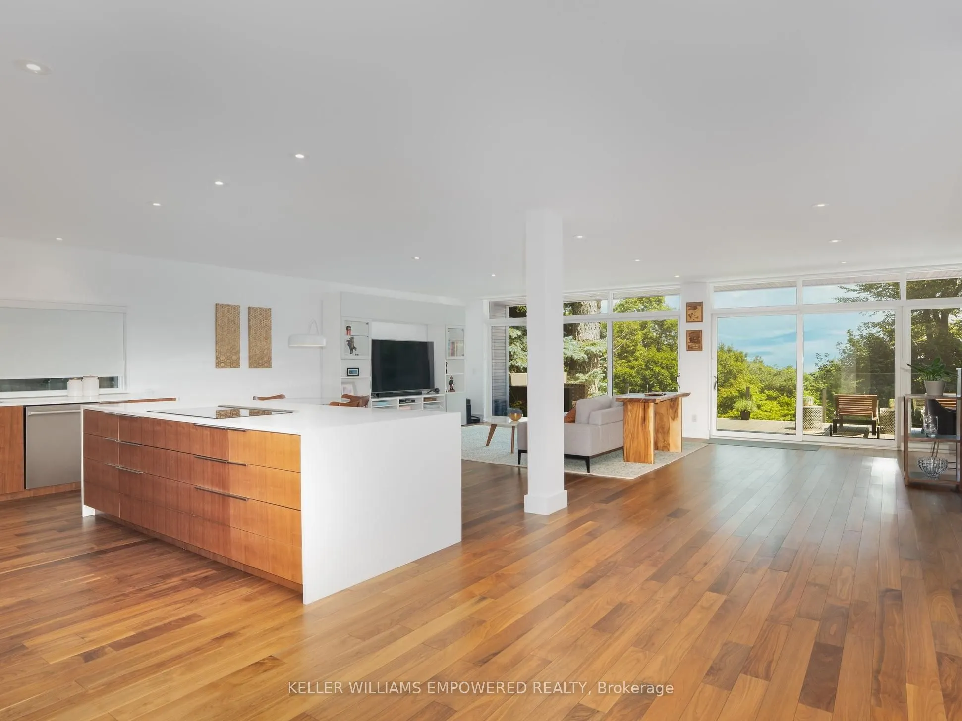 9 Fenwood Heights