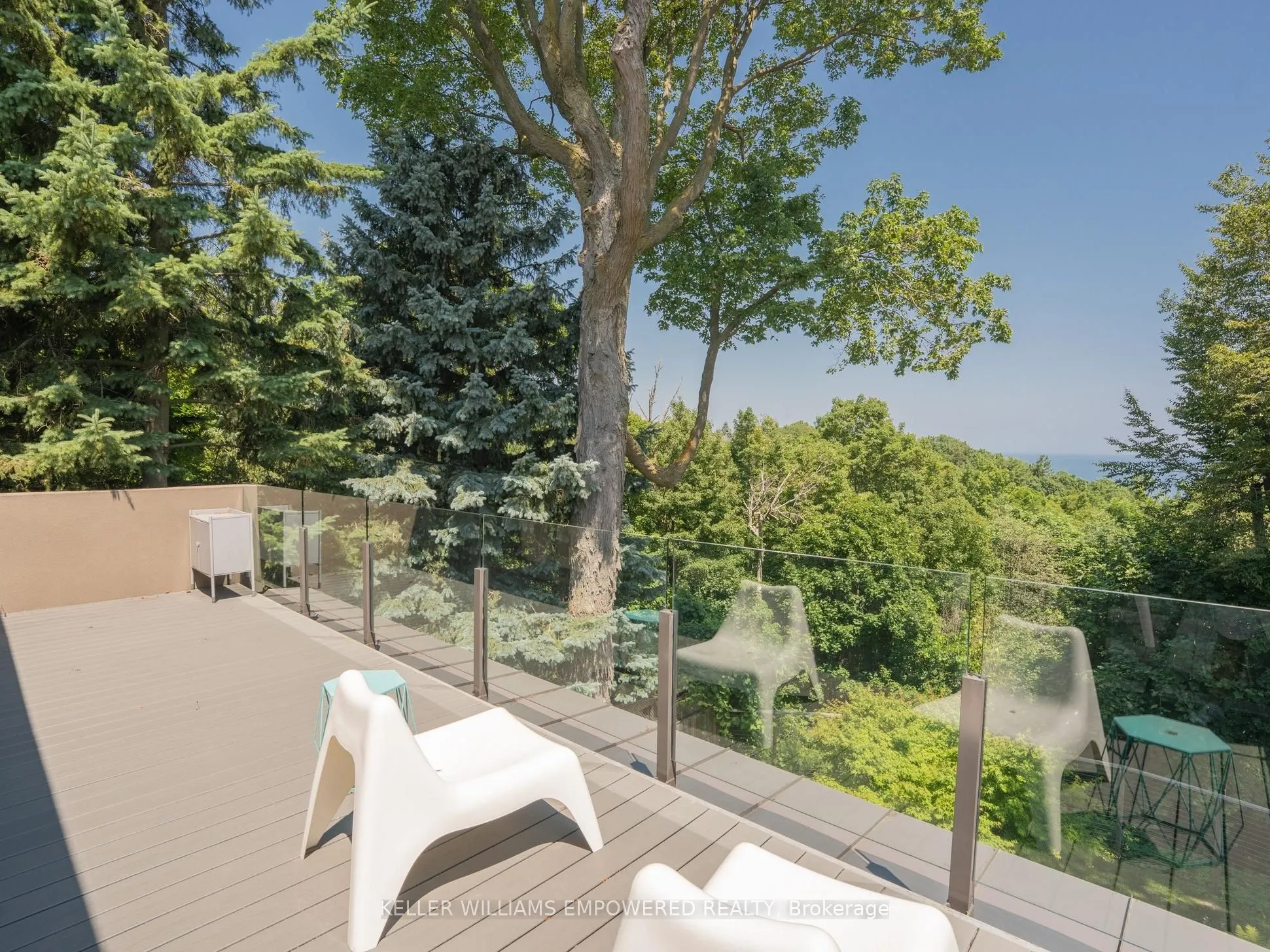 9 Fenwood Heights