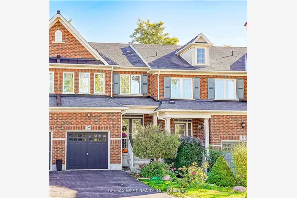 715 Grandview Street N #36