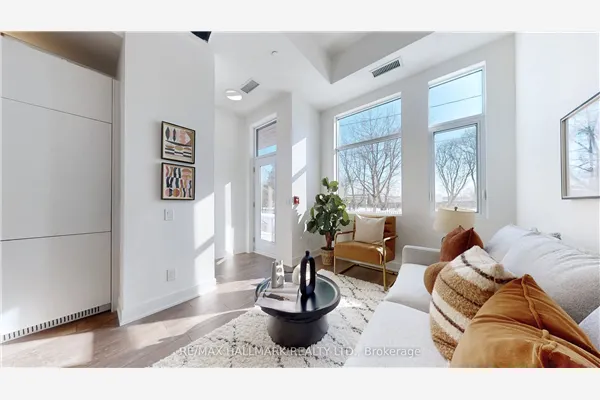 1285 Queen Street E #102