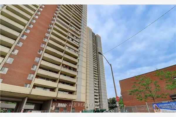 3 Massey Square #906